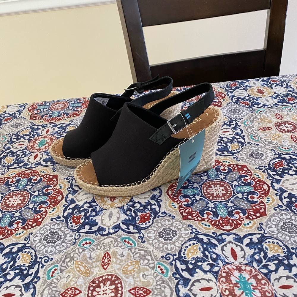 Tom sandal